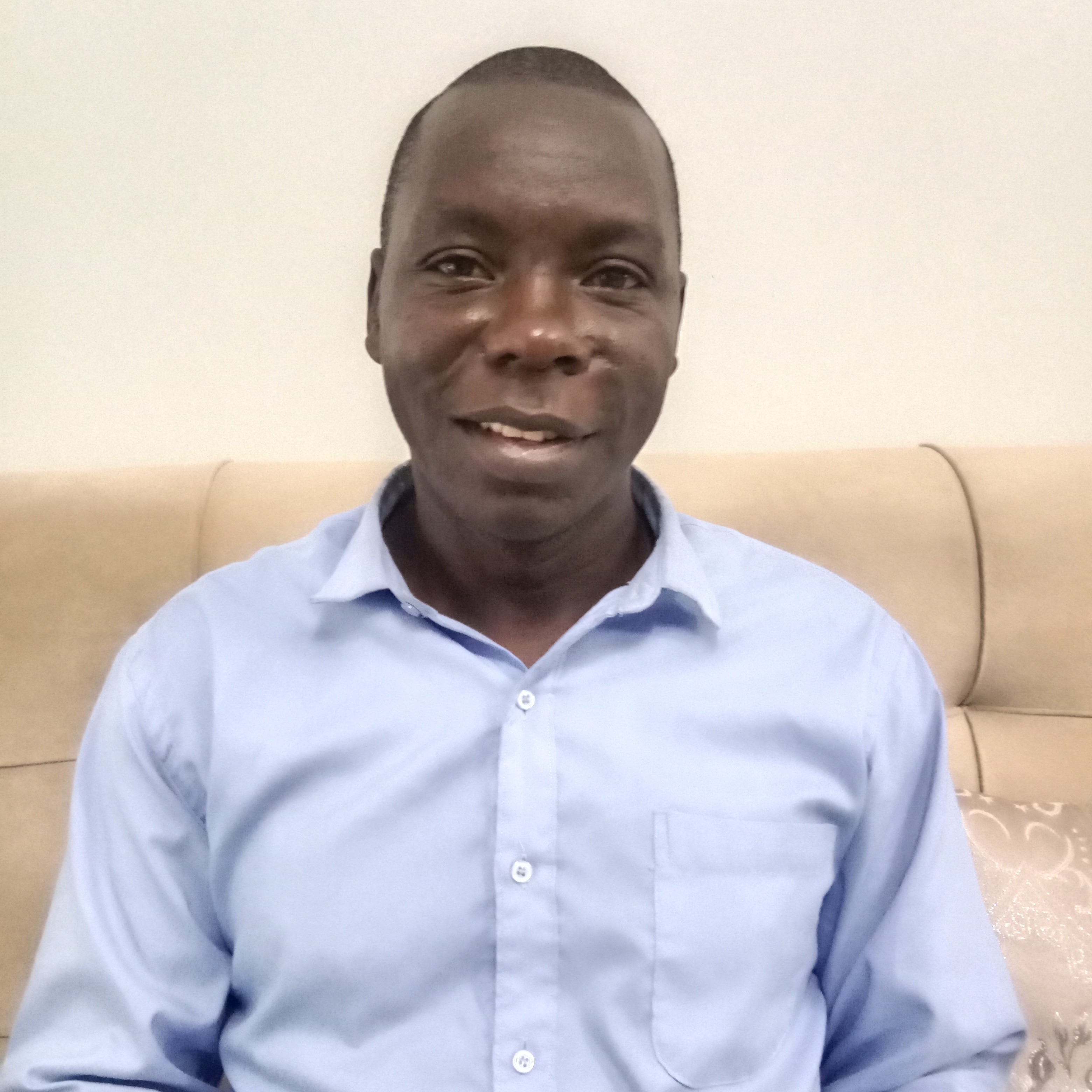 Overseer Peter Onyara